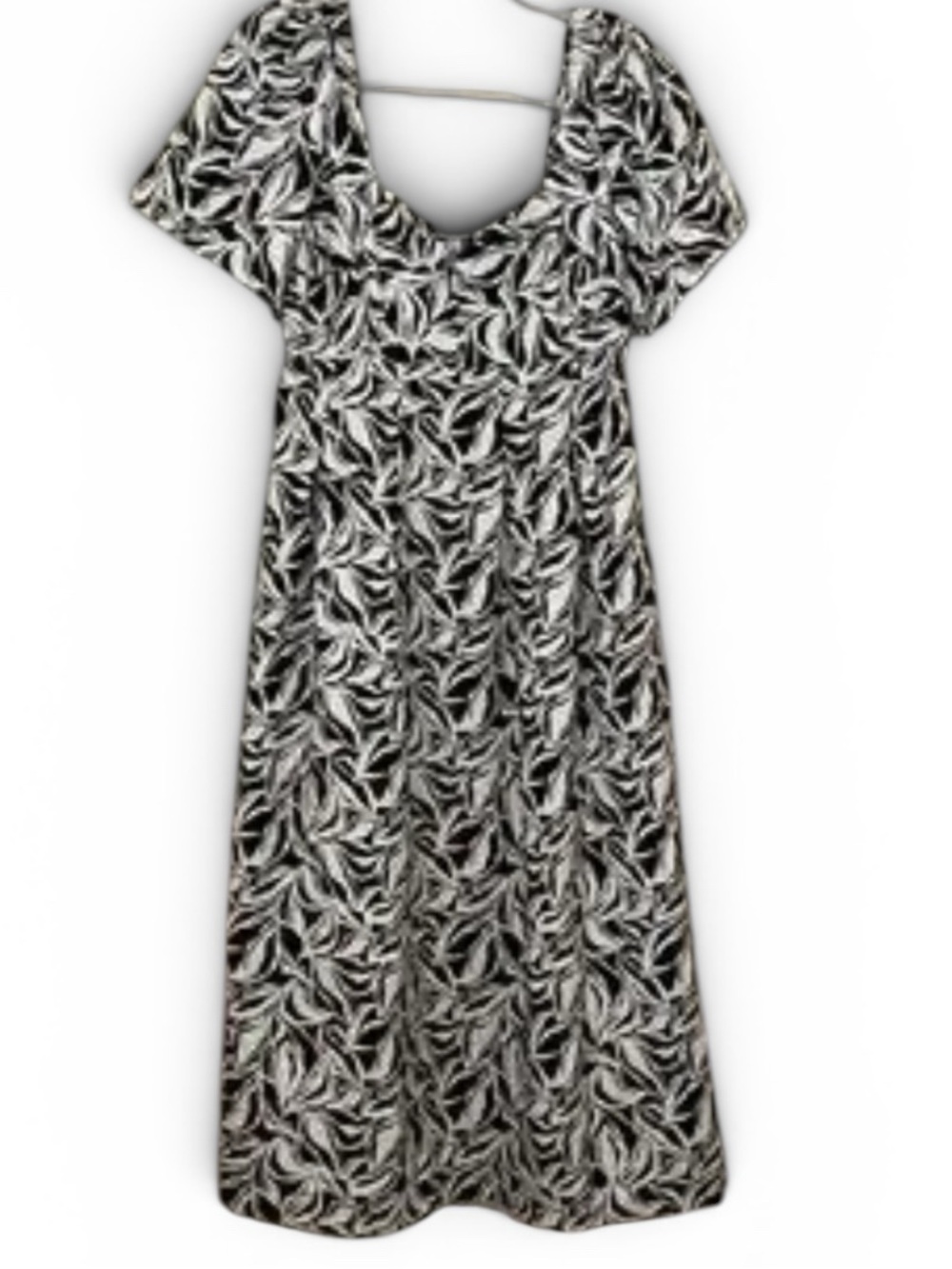 Black & White Leaf-Print Women's Dress Smocked Back 4